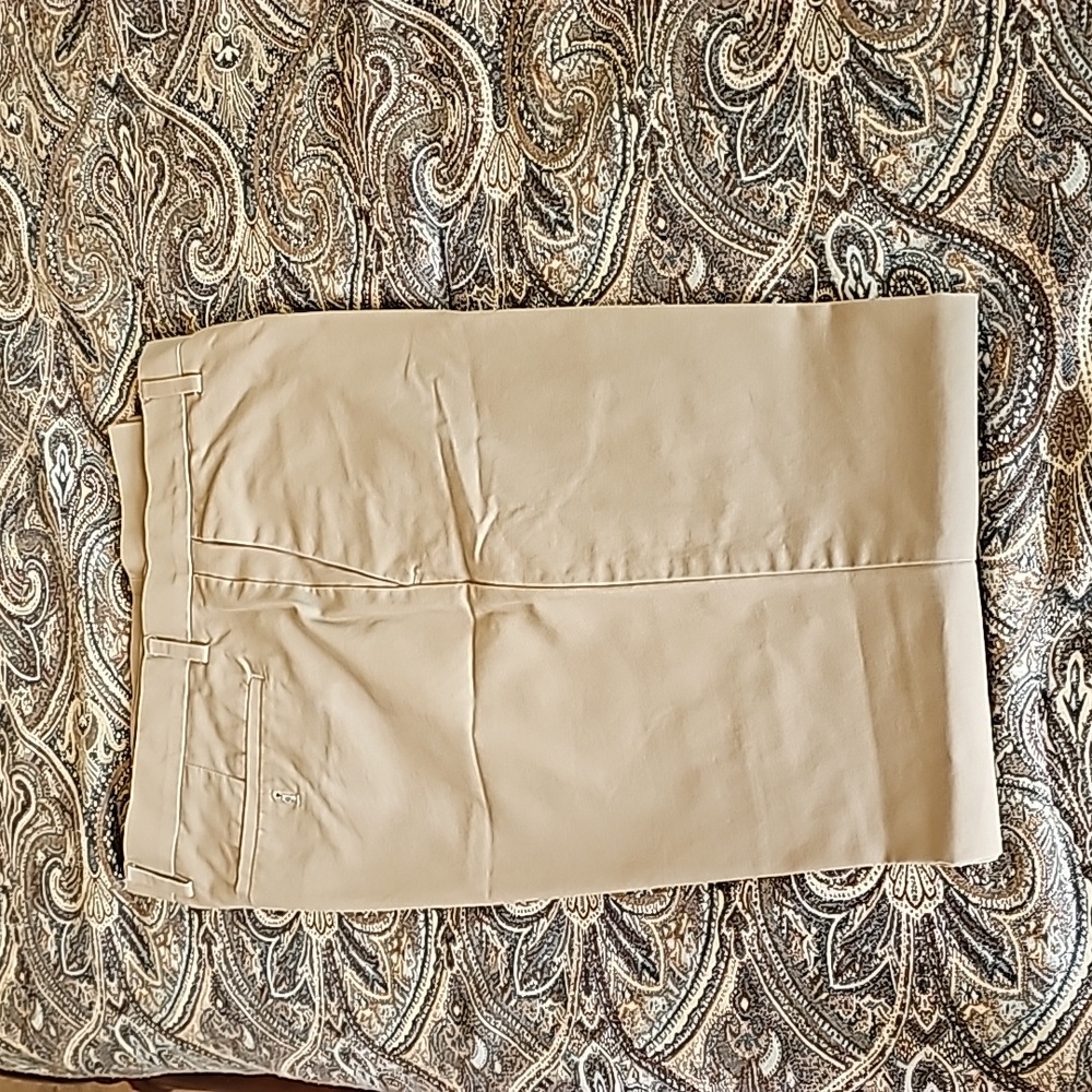 33x34 Banana Republic Chinos